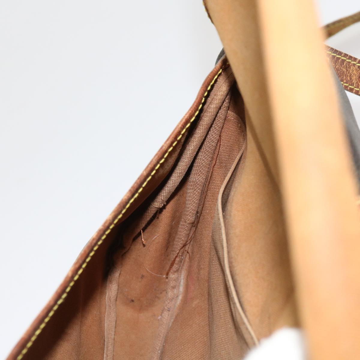 LOUIS VUITTON Monogram Saumur 30 Shoulder Bag M42256 LV bs11337