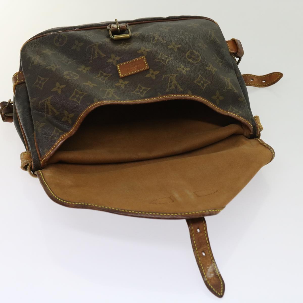 LOUIS VUITTON Monogram Saumur 30 Shoulder Bag M42256 LV bs11337