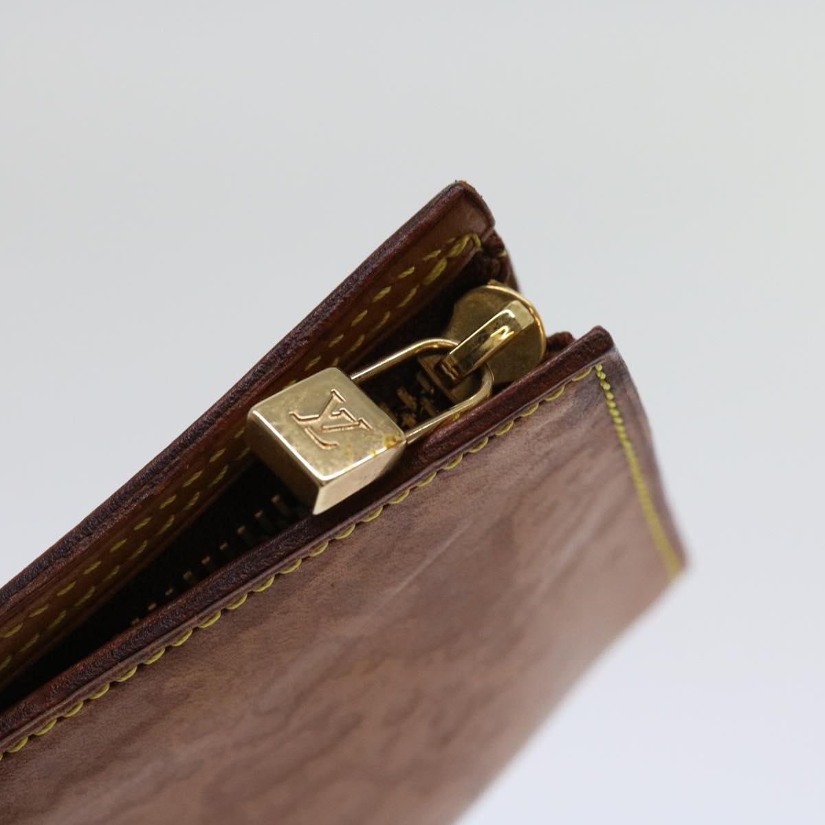 LOUIS VUITTON Nomad Leather Bucket PM Pouch Beige LV bs11355
