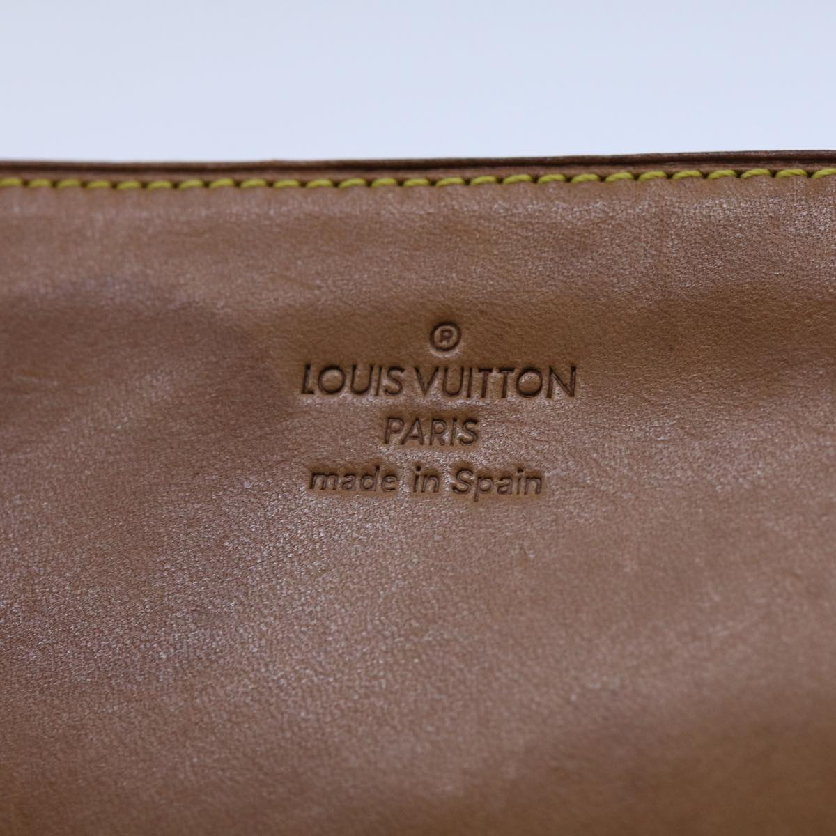 LOUIS VUITTON Nomad Leather Bucket PM Pouch Beige LV bs11355