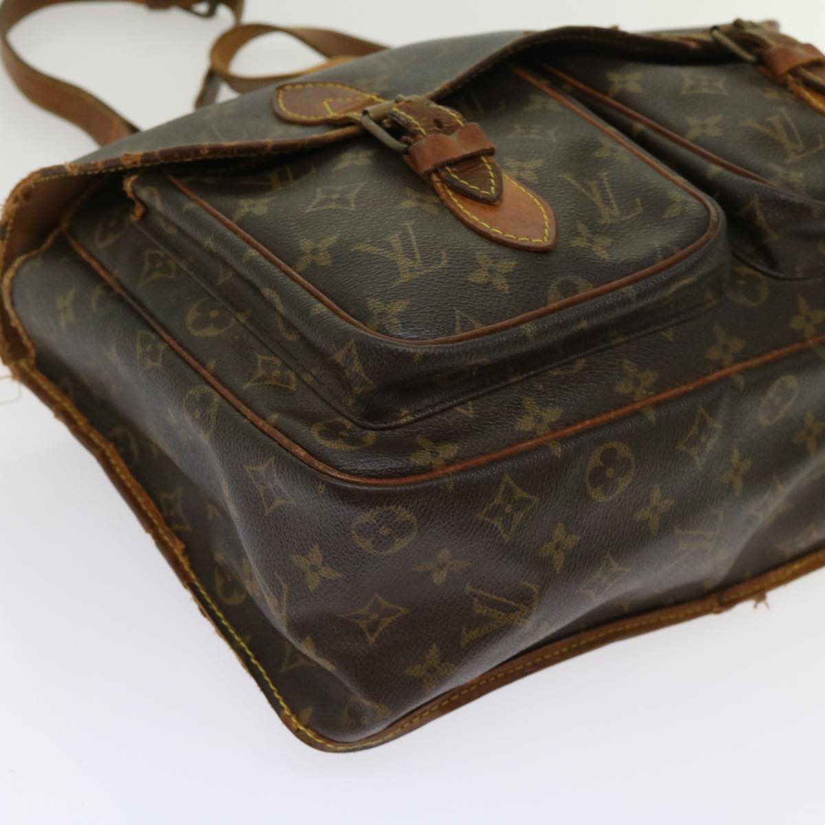 LOUIS VUITTON Monogram Gibeciere GM Shoulder Bag M42246 LV bs11362