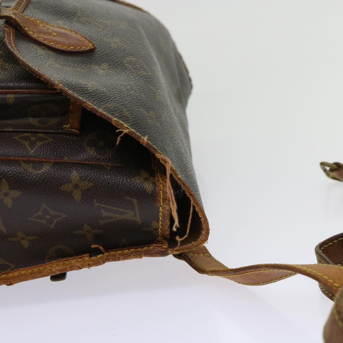 LOUIS VUITTON Monogram Gibeciere GM Shoulder Bag M42246 LV bs11362