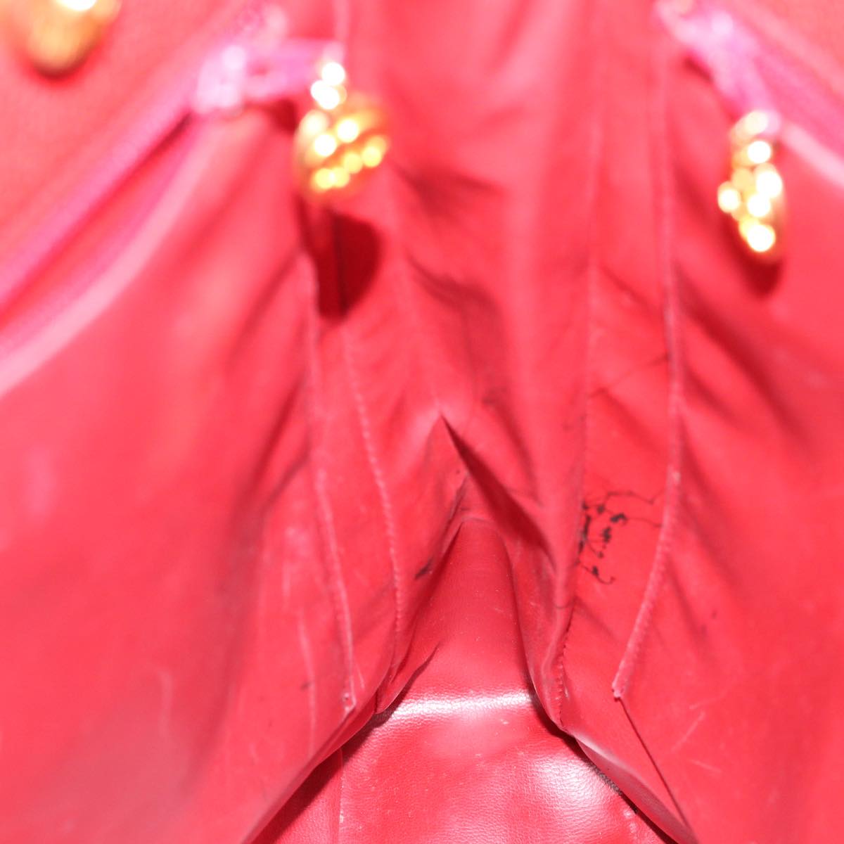 CHANEL Shoulder Bag Caviar Skin Red CC bs11402