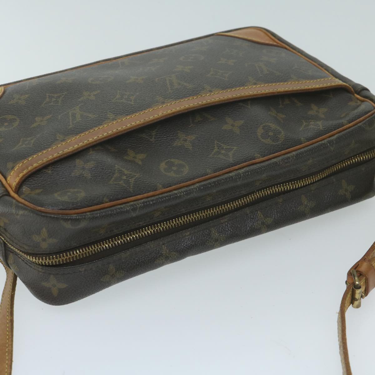 LOUIS VUITTON Monogram Trocadero 30 Shoulder Bag M51272 LV bs11493