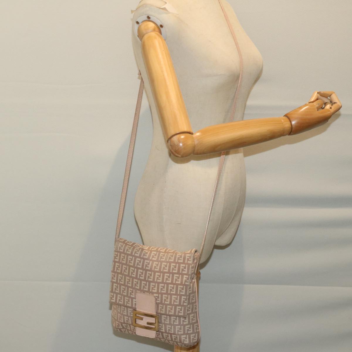 FENDI Zucchino Canvas Shoulder Bag Pink bs12154