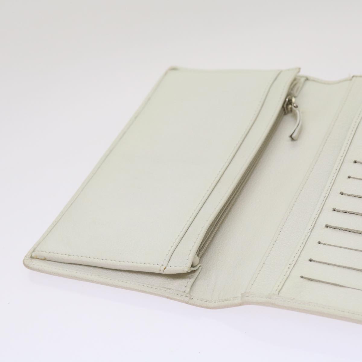 CHANEL Wallet Leather White CC bs12464