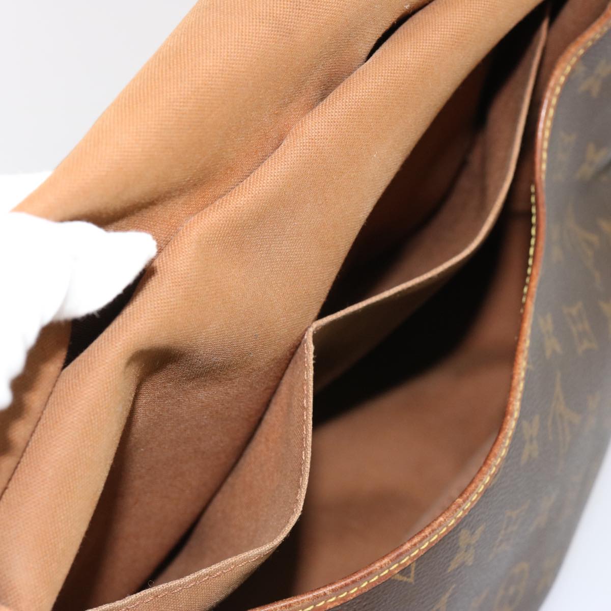 LOUIS VUITTON Monogram Saumur 35 Shoulder Bag M42254 LV bs13341