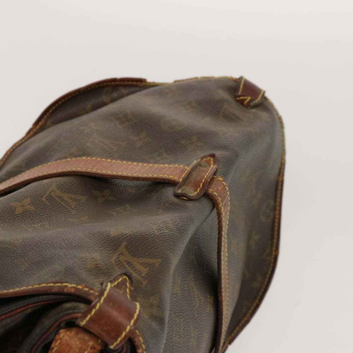LOUIS VUITTON Monogram Saumur 35 Shoulder Bag M42254 LV bs13341
