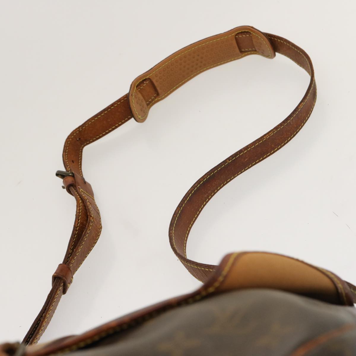 LOUIS VUITTON Monogram Saumur 35 Shoulder Bag M42254 LV bs13341