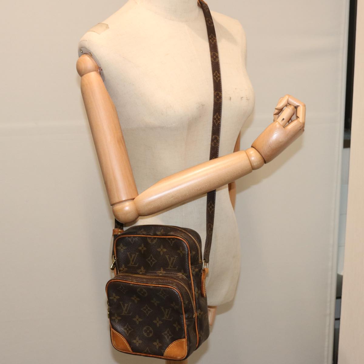 LOUIS VUITTON Monogram Amazon Shoulder Bag M45236 LV bs13530