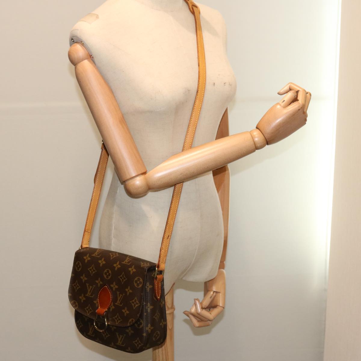 LOUIS VUITTON Monogram Saint Cloud MM Shoulder Bag M51243 LV bs13540