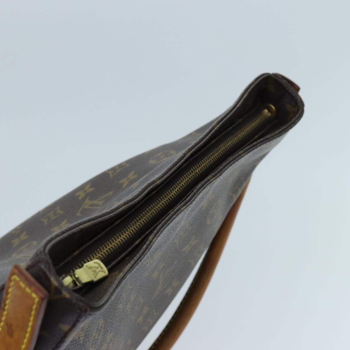 LOUIS VUITTON Monogram Looping GM Shoulder Bag M51145 LV bs13543