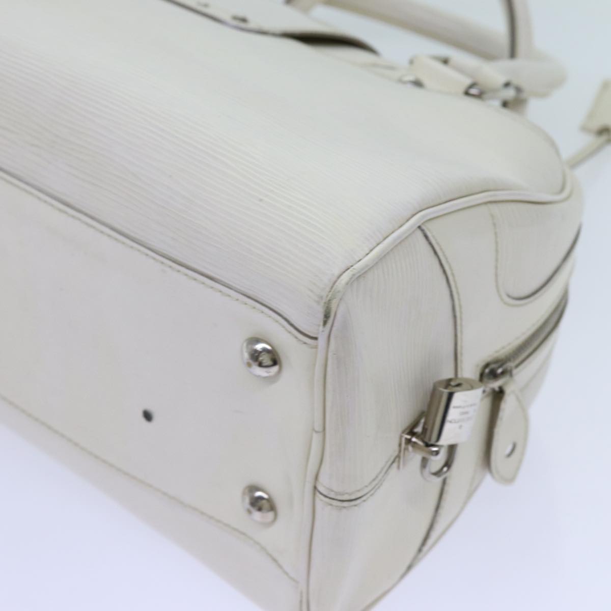LOUIS VUITTON Epi Boring Montaigne GM Hand Bag White Yvoire M5931J bs13627