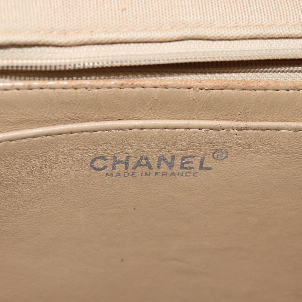 CHANEL Matelasse Turn Lock Chain Shoulder Bag Cotton Beige CC bs15107