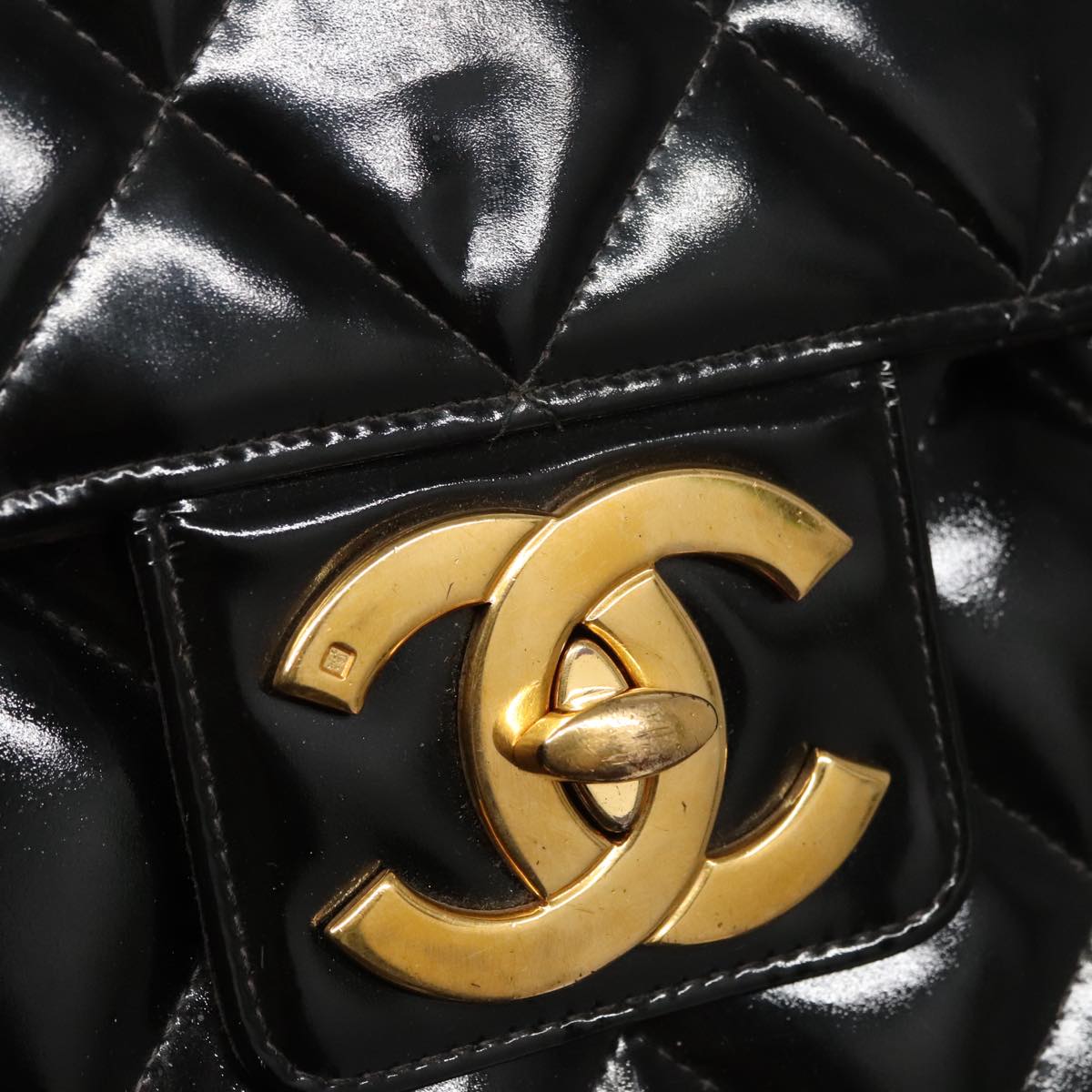 CHANEL Matelasse Hand Bag Enamel Black Gold CC bs20920