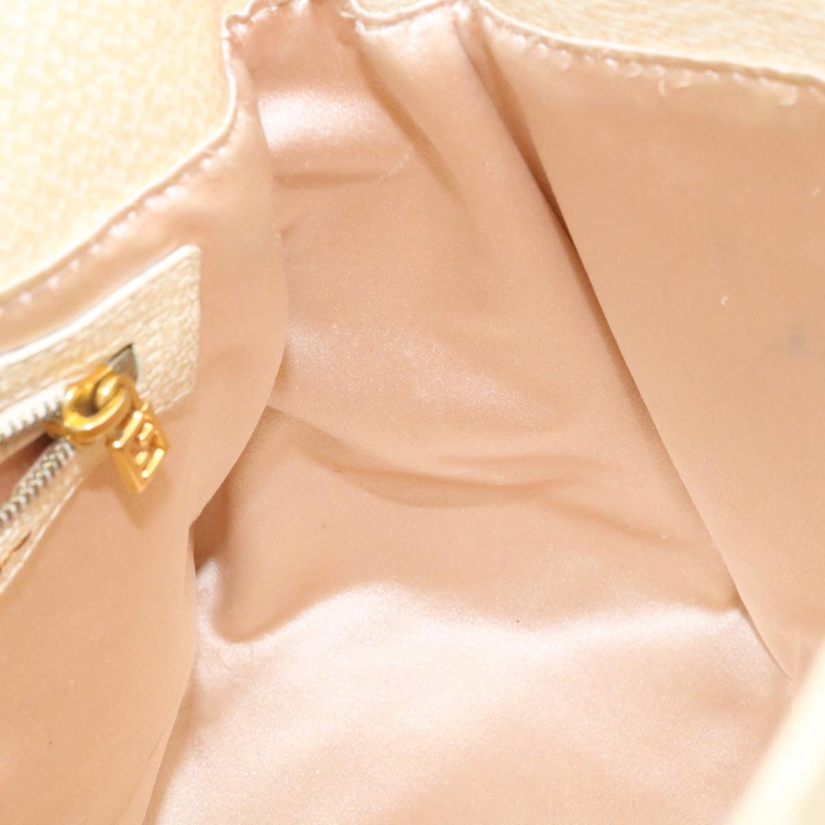 FENDI Mamma Baguette Shoulder Bag Leather Cream bs441