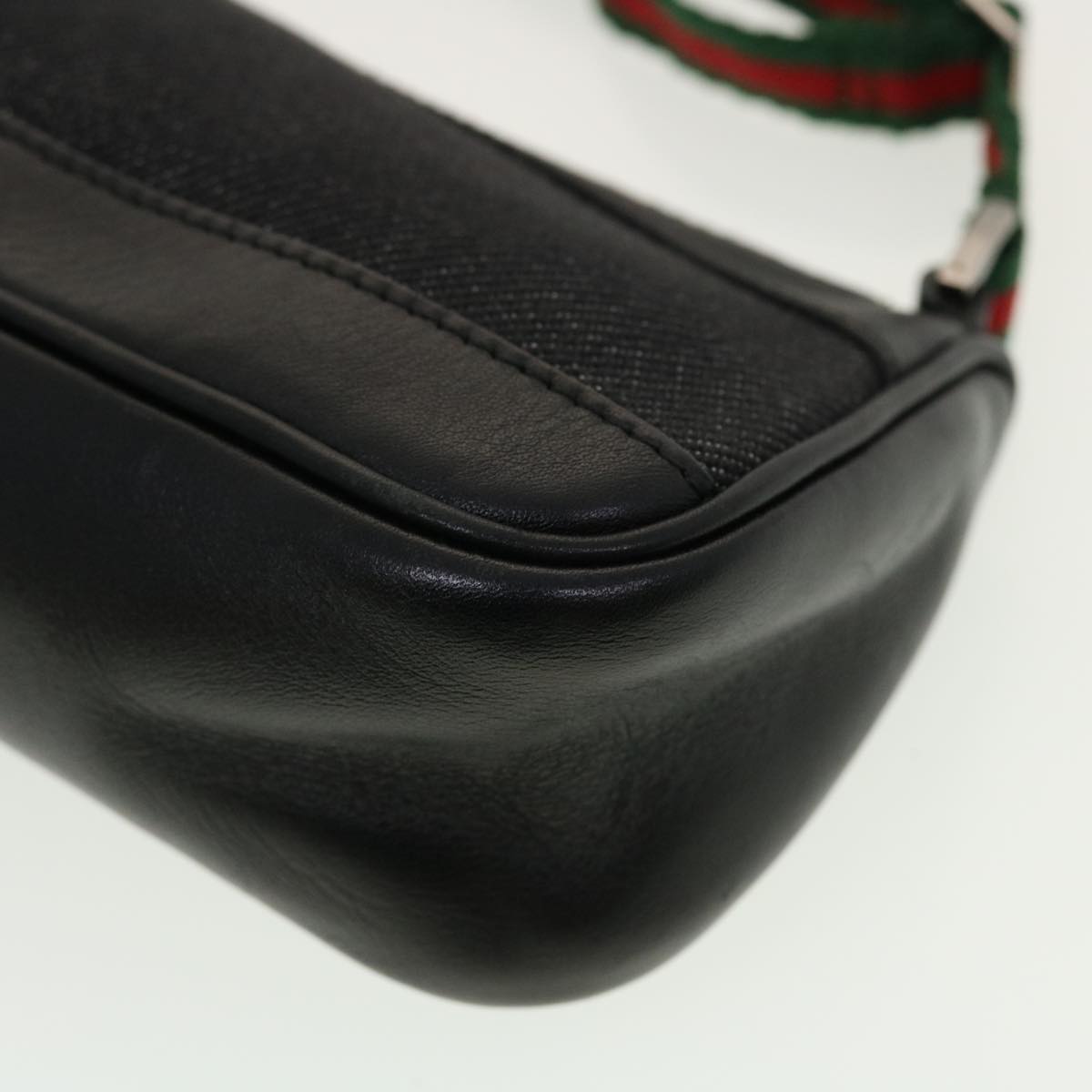 GUCCI Web Sherry Line Accessory Pouch Canvas Black Red Green bs5425