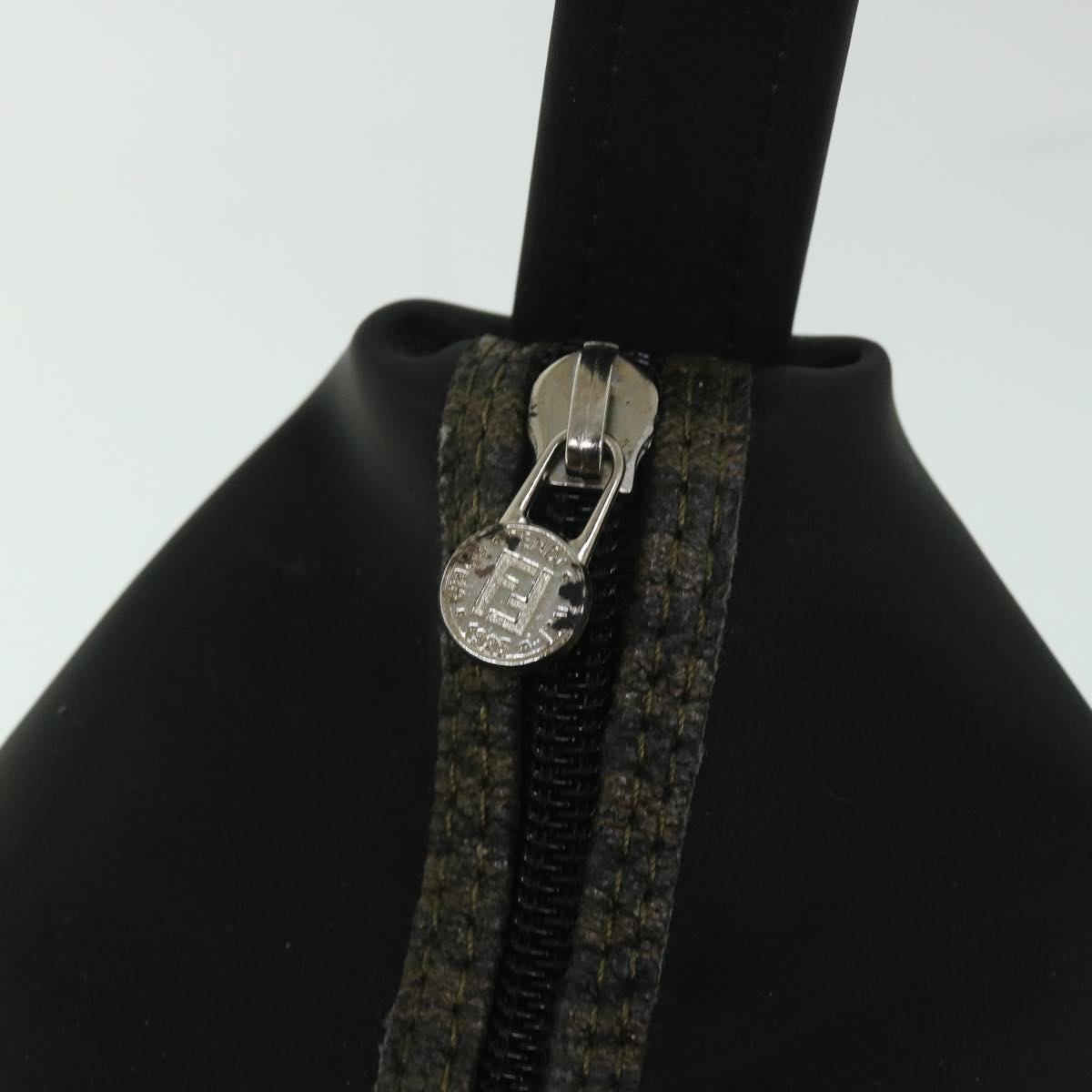 FENDI Pecan Canvas Hand Bag Black bs8734