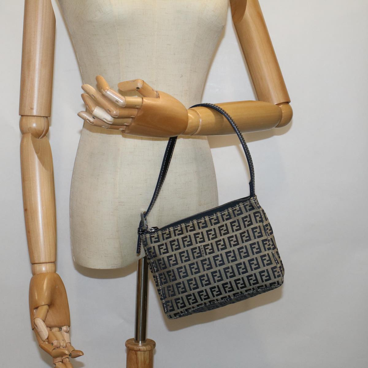 FENDI Zucchino Canvas Shoulder Bag Navy bs9131