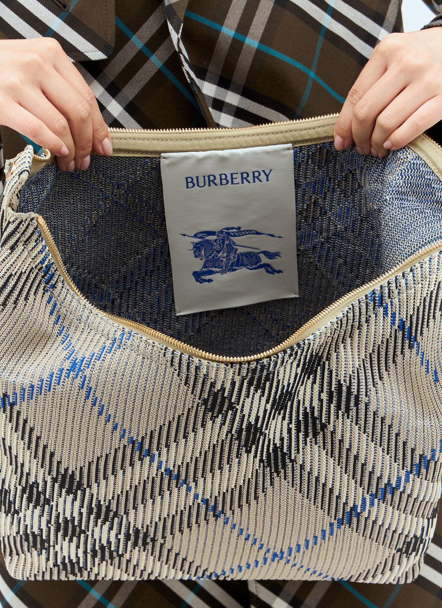 Burberry Women Medium Peg Duffle Handbag