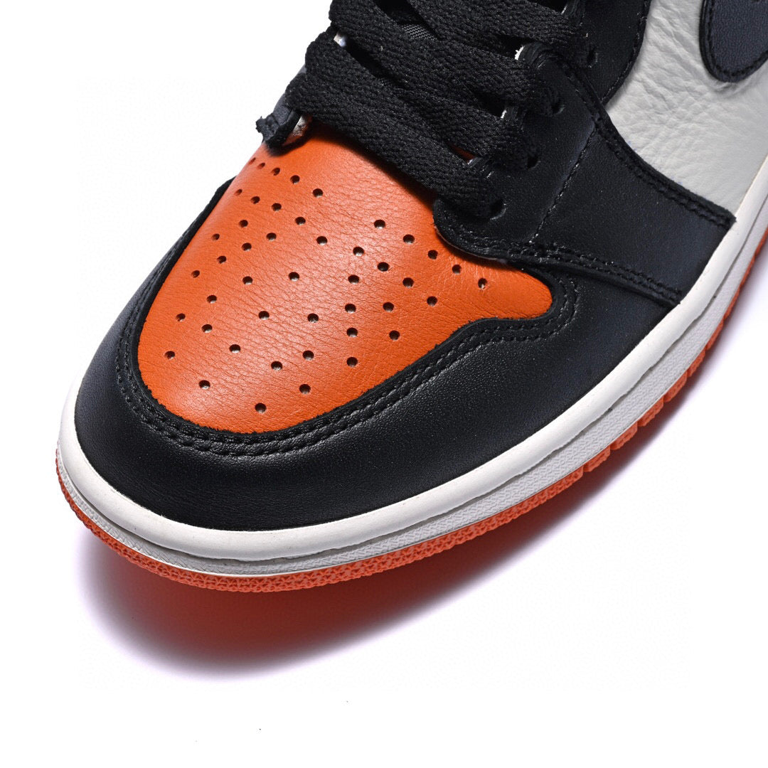 GLM - AJ1 High Black Buckle