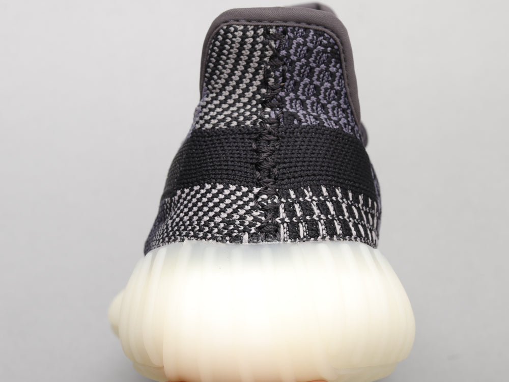 GLM - Yzy 350 Carbon Black Sesame Sneaker
