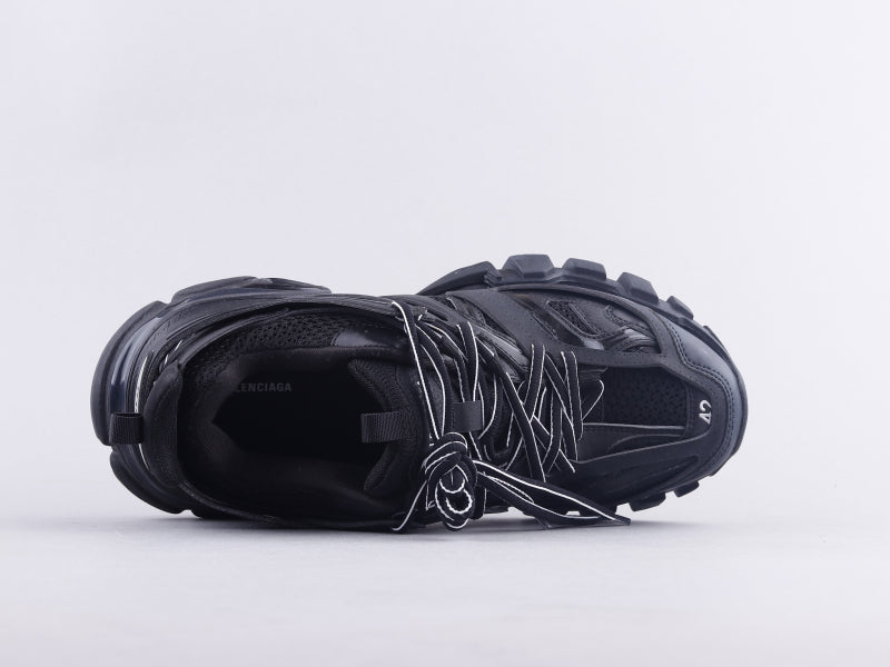 GLM - Bla Track Three Generations Sneaker