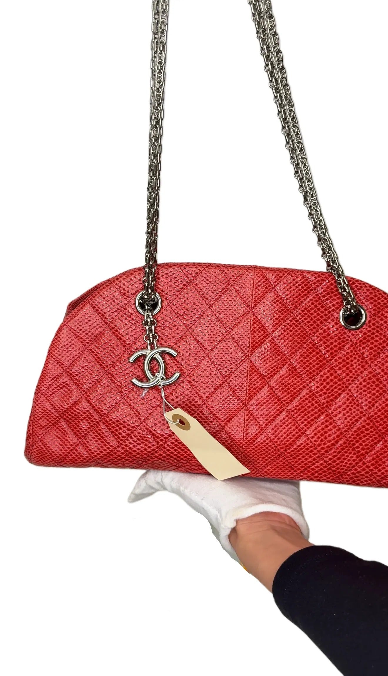 Chanel Red Quilted Lizard Leather Medium B2-19