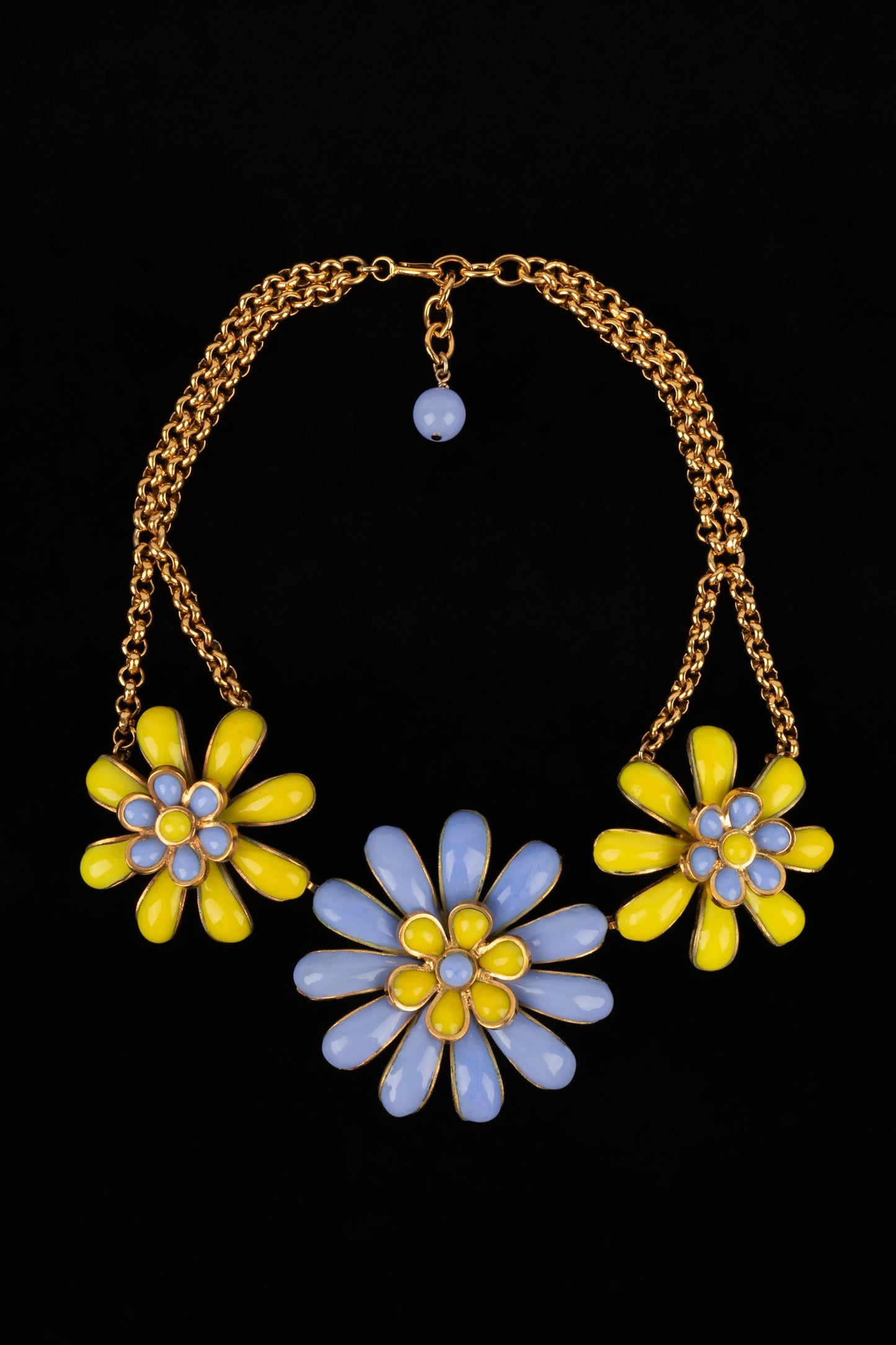 Collier camÃ©lia Chanel