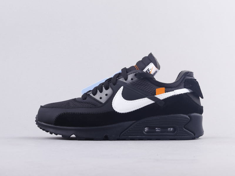 GLM - Max90 black and white