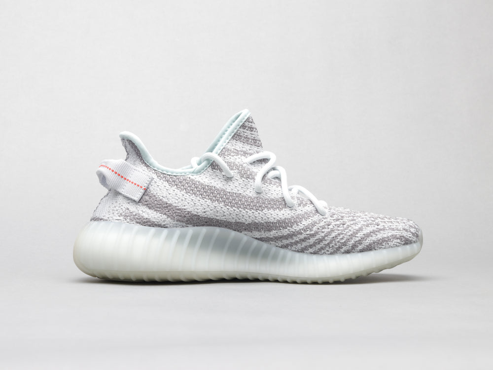 GLM - Yzy 350 Combustible iGLM Sneaker