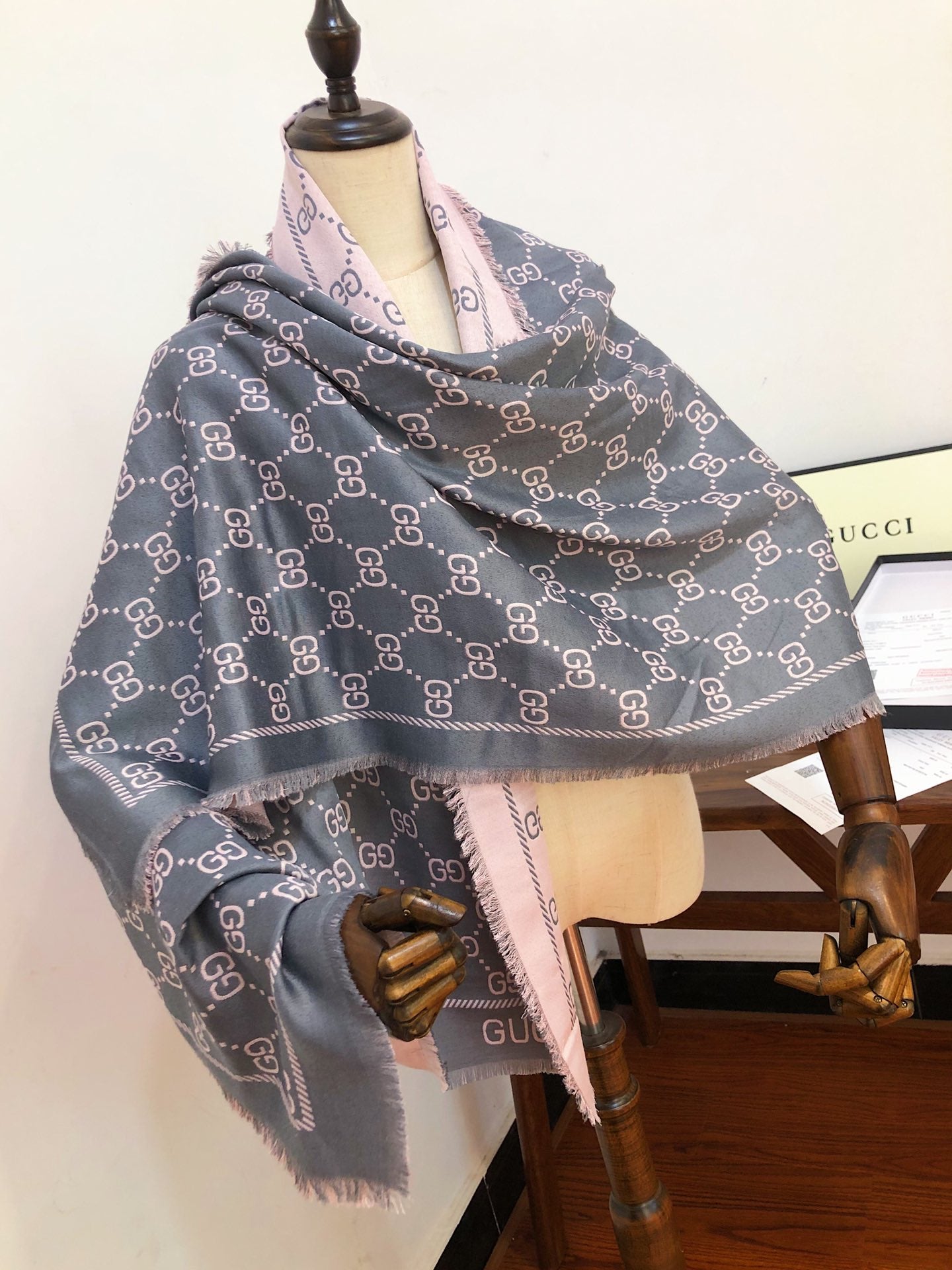 GLM - Top Quality GCI Scarf 028