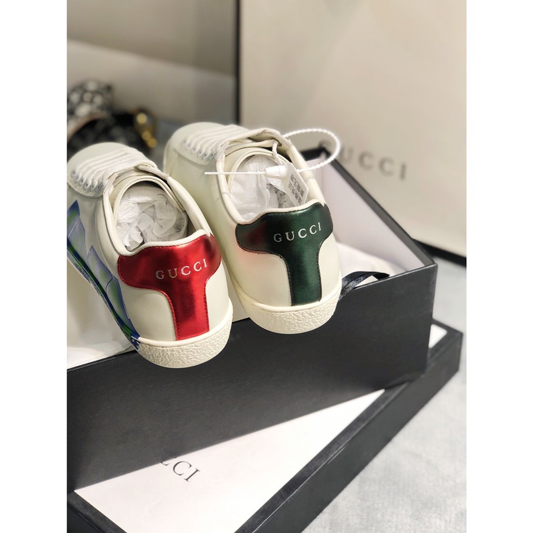 GLM-GCI  Ace with loved White Sneaker 103