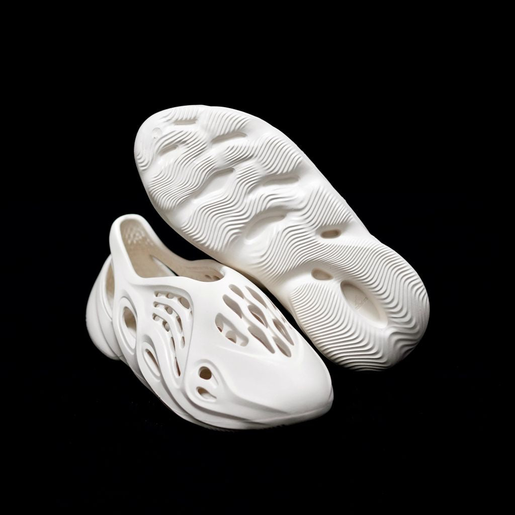 GLM - Yzy Foam Runner Sneaker
