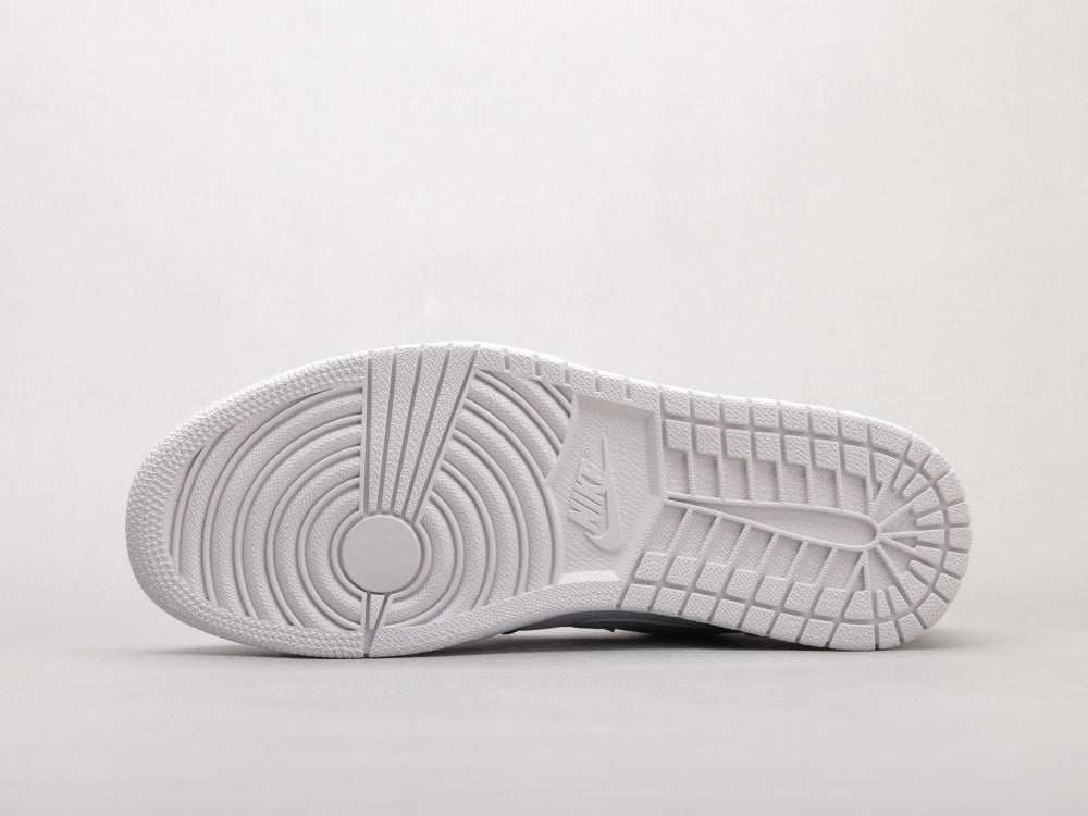 GLM - AJ1 grey and white caGLMuflage