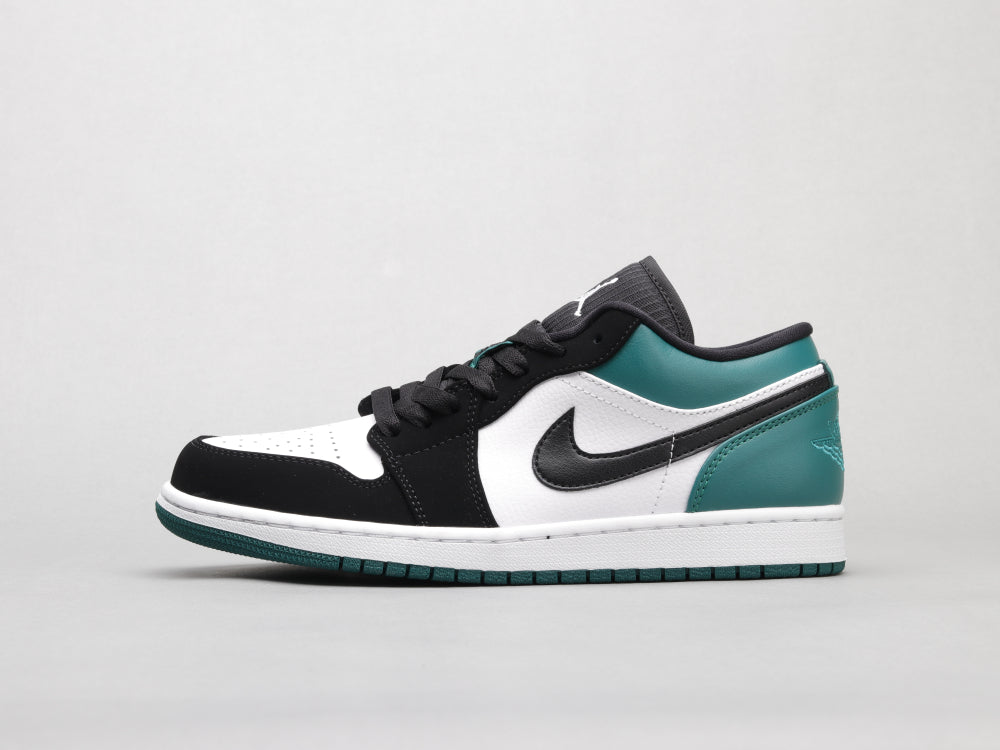 GLM - AJ1 black and green toes