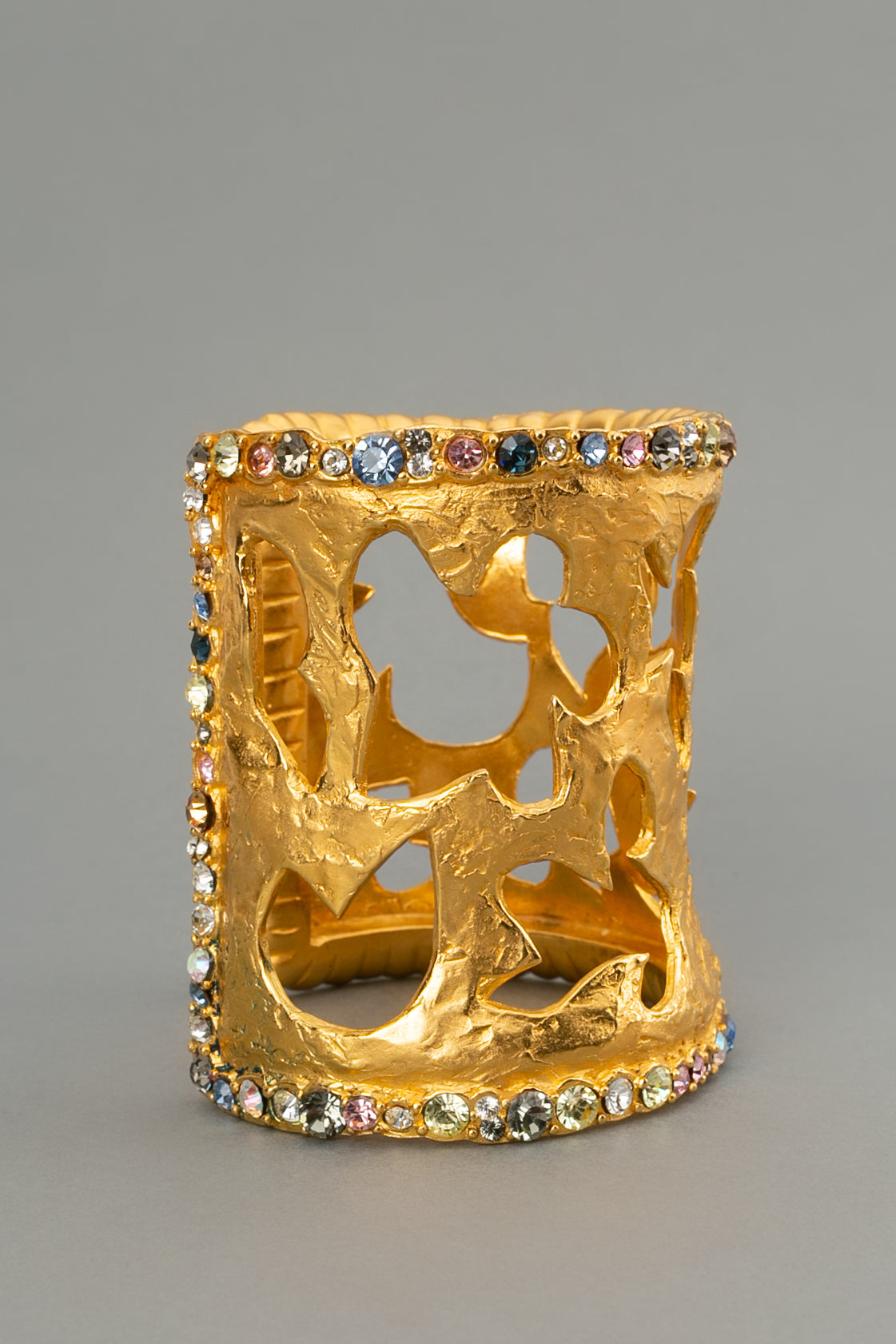 Manchette Christian Lacroix