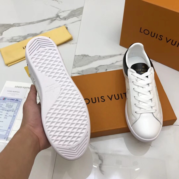 GLM - Top Quality Luv Sneaker 049