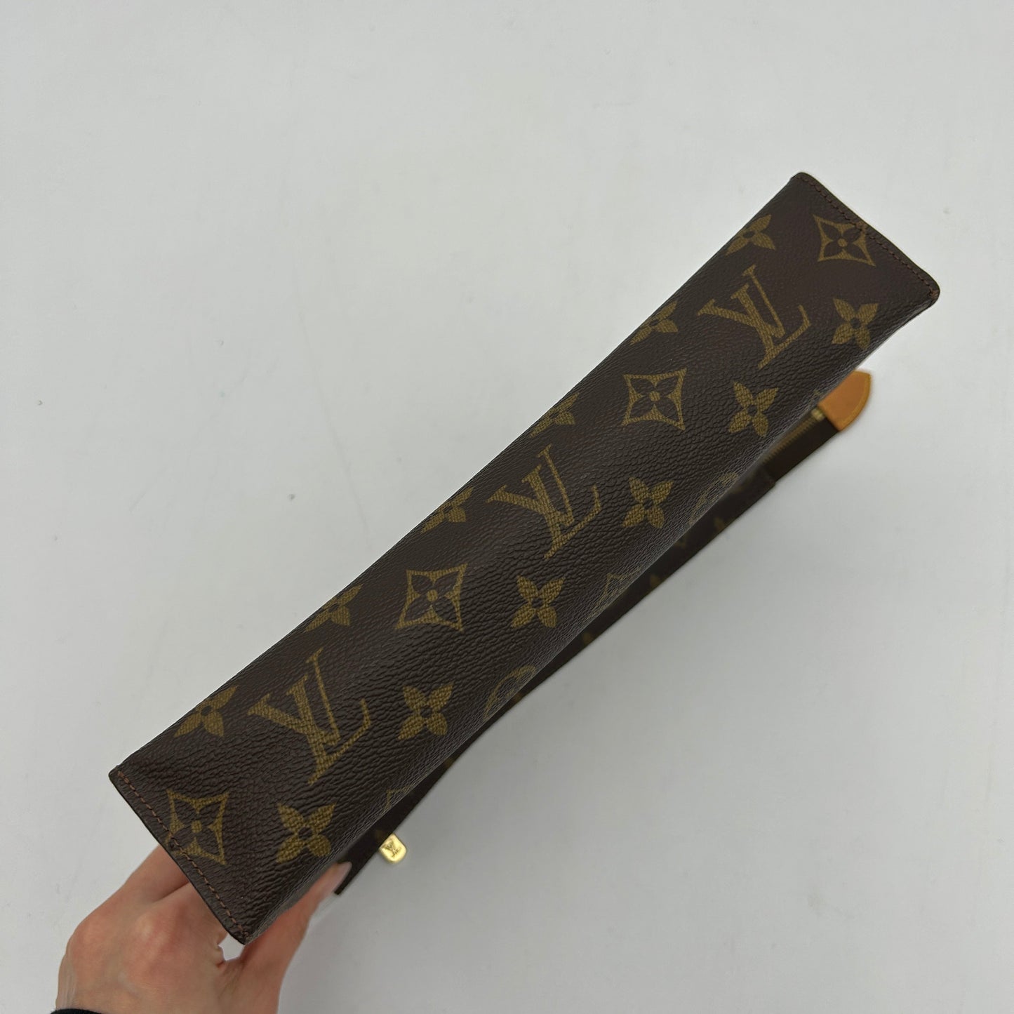 Louis Vuitton Monogram Pochette Toilette lv8820dr
