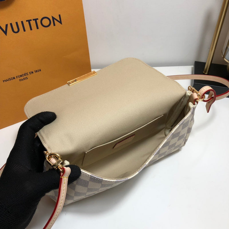 Satchel Bags - VL Bags - 2011