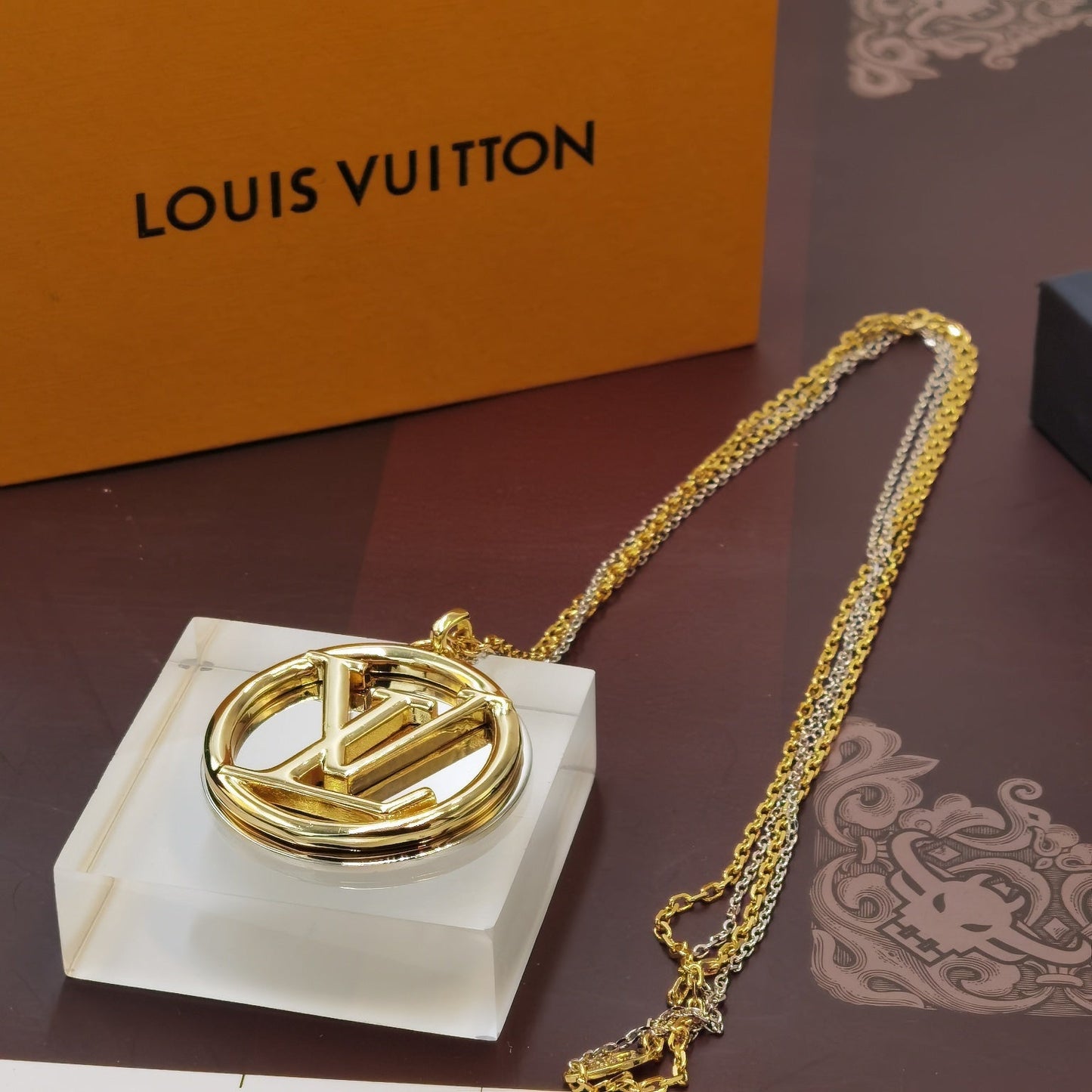 GLM - Top Quality Necklace LUV030