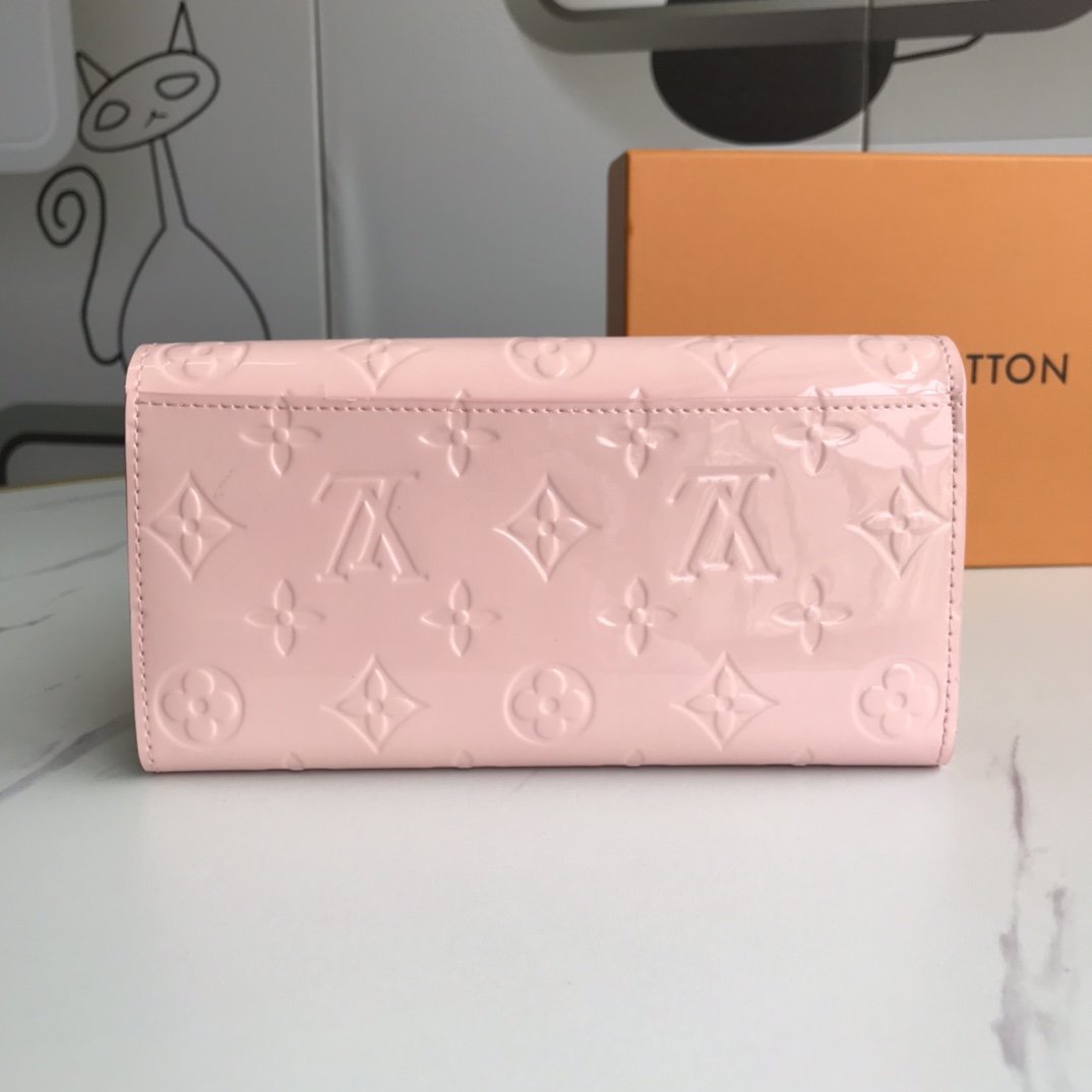 GLM - Top Quality Wallet LUV 005