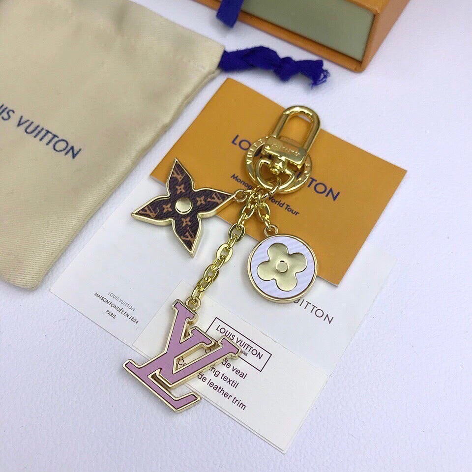 GLM - Top Quality Keychains LUV 016