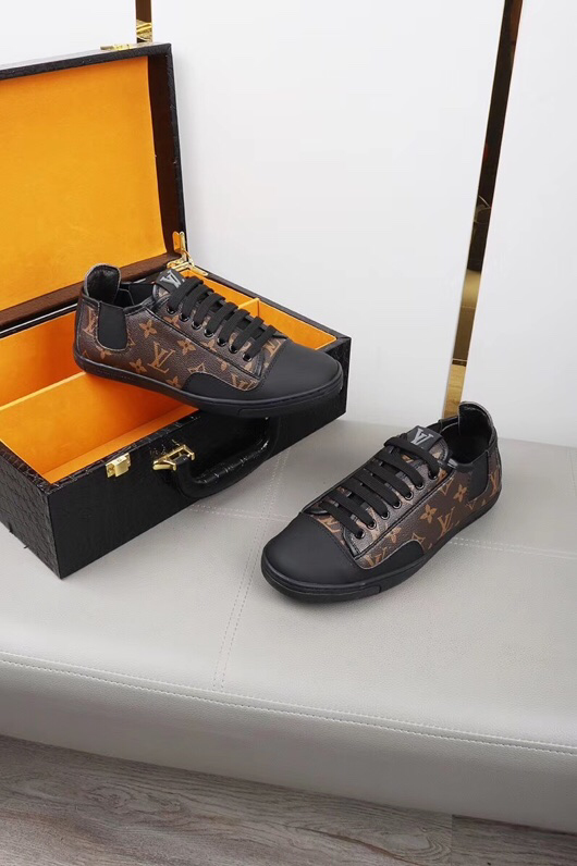 GLM - Top Quality Luv Sneaker 052