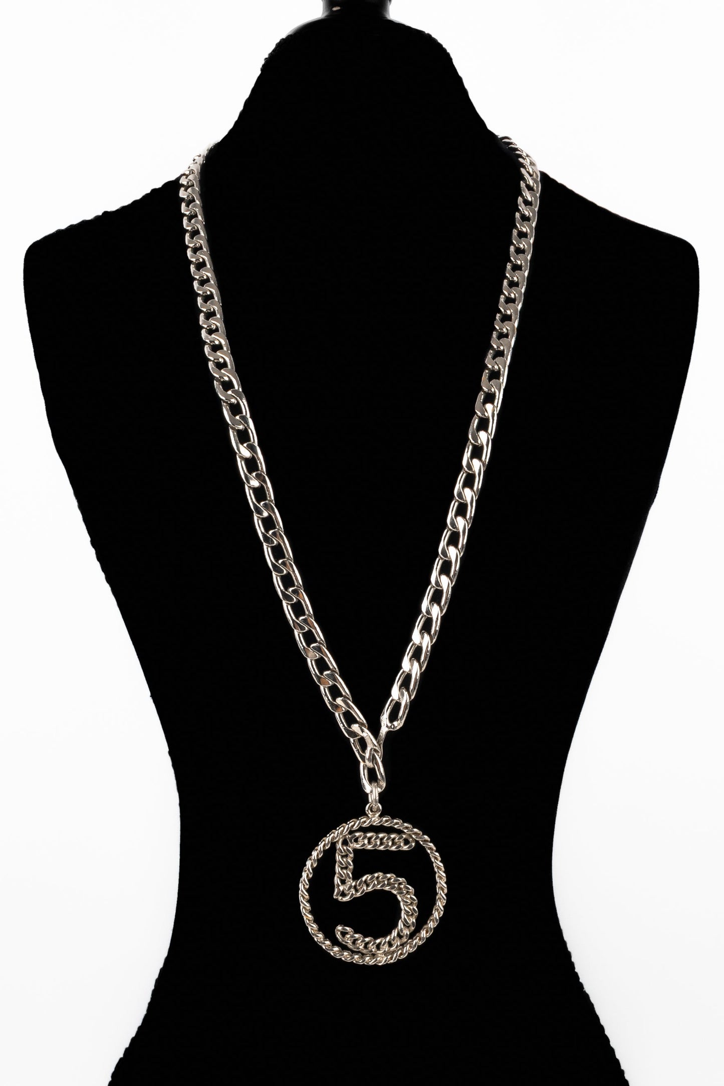 Collier / ceinture Chanel