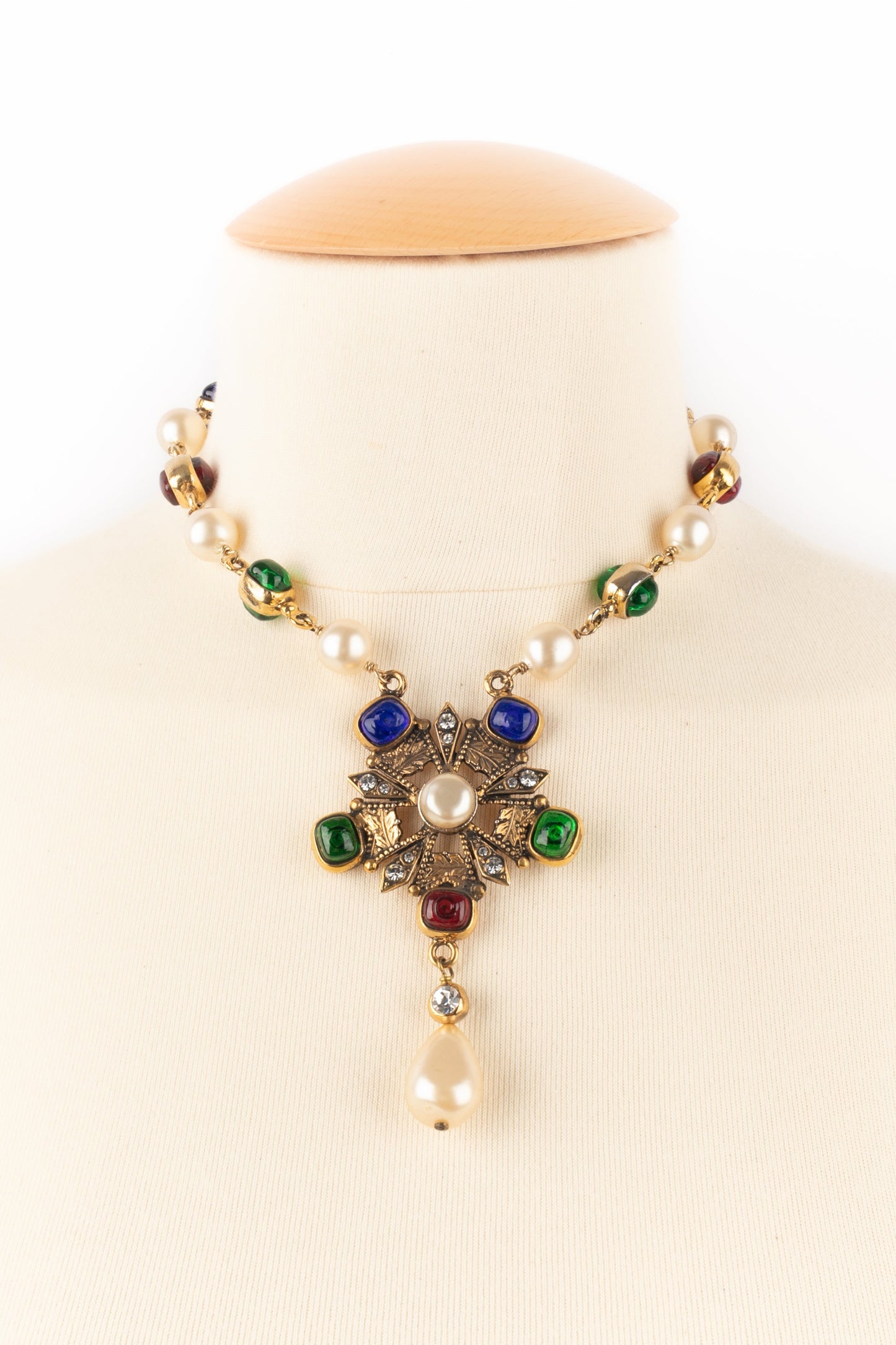 Collier byzantin Chanel