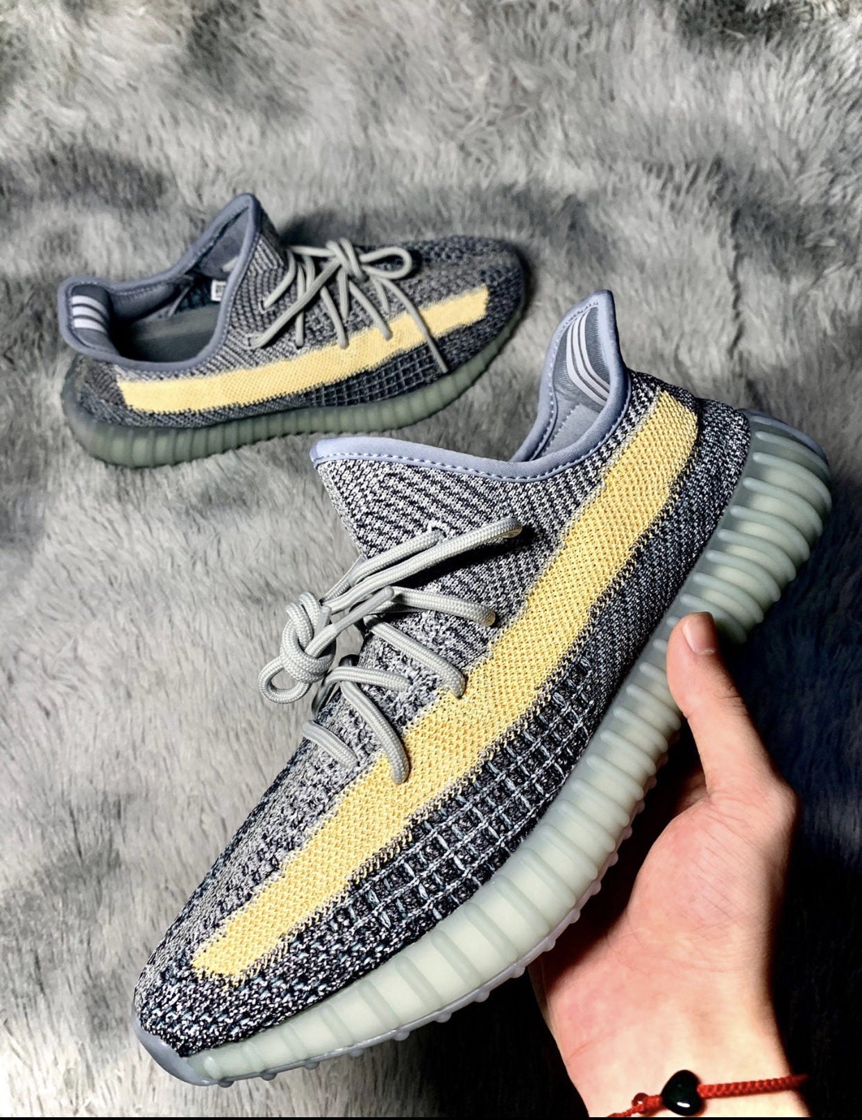GLM - Yzy 350 Washed Tannins Sneaker