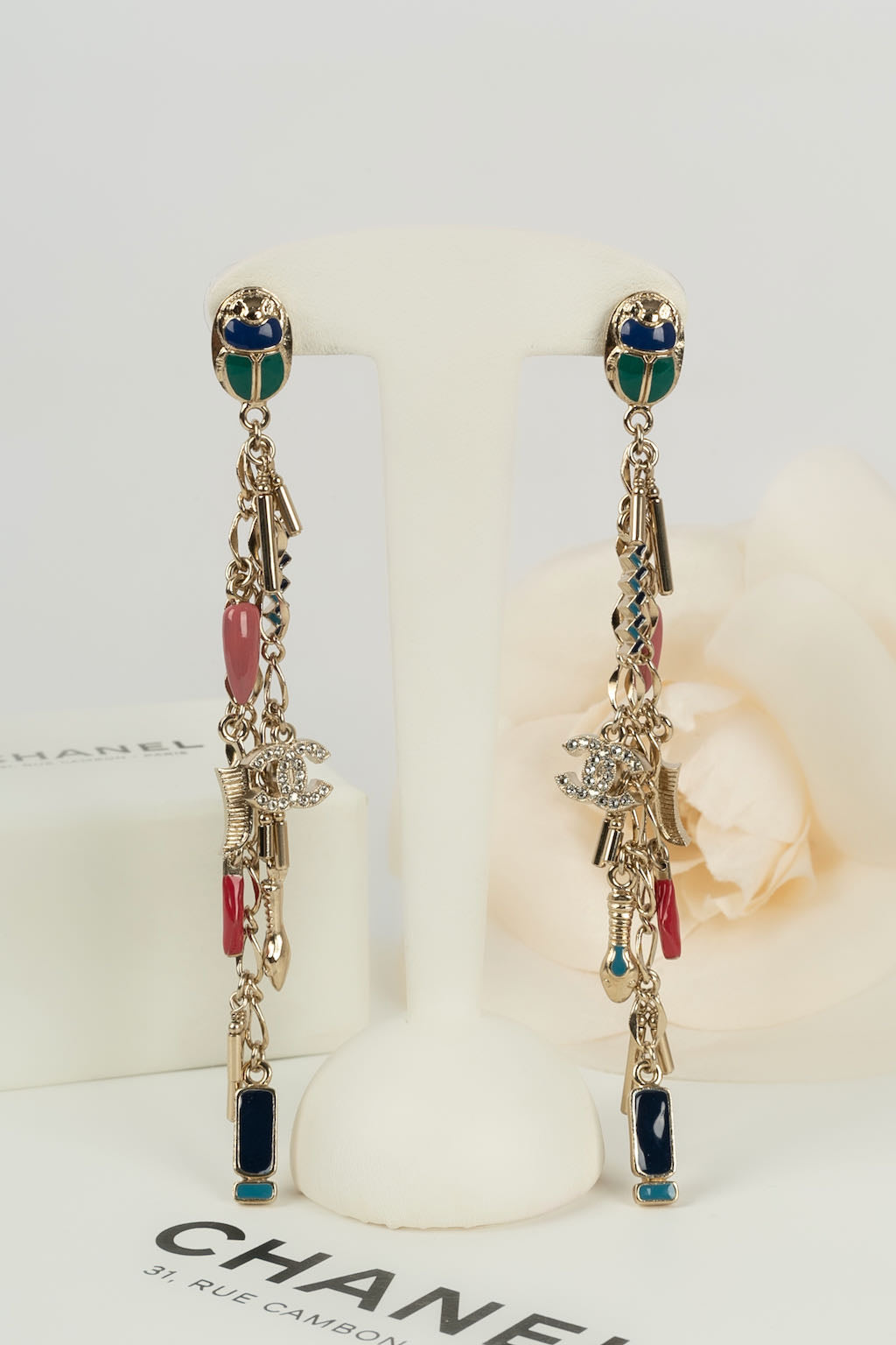 Boucles d'oreilles Chanel DÃ©filÃ© 2019.