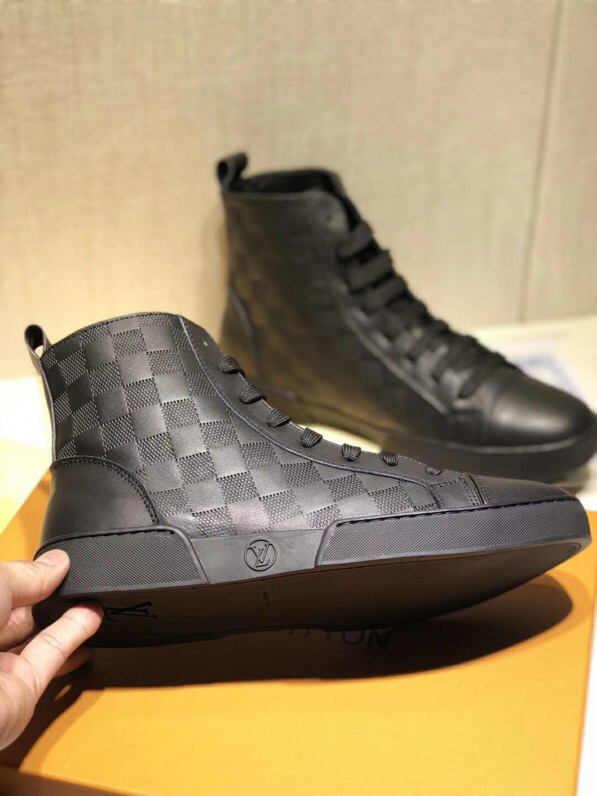 GLM - Top Quality Luv Sneaker 068
