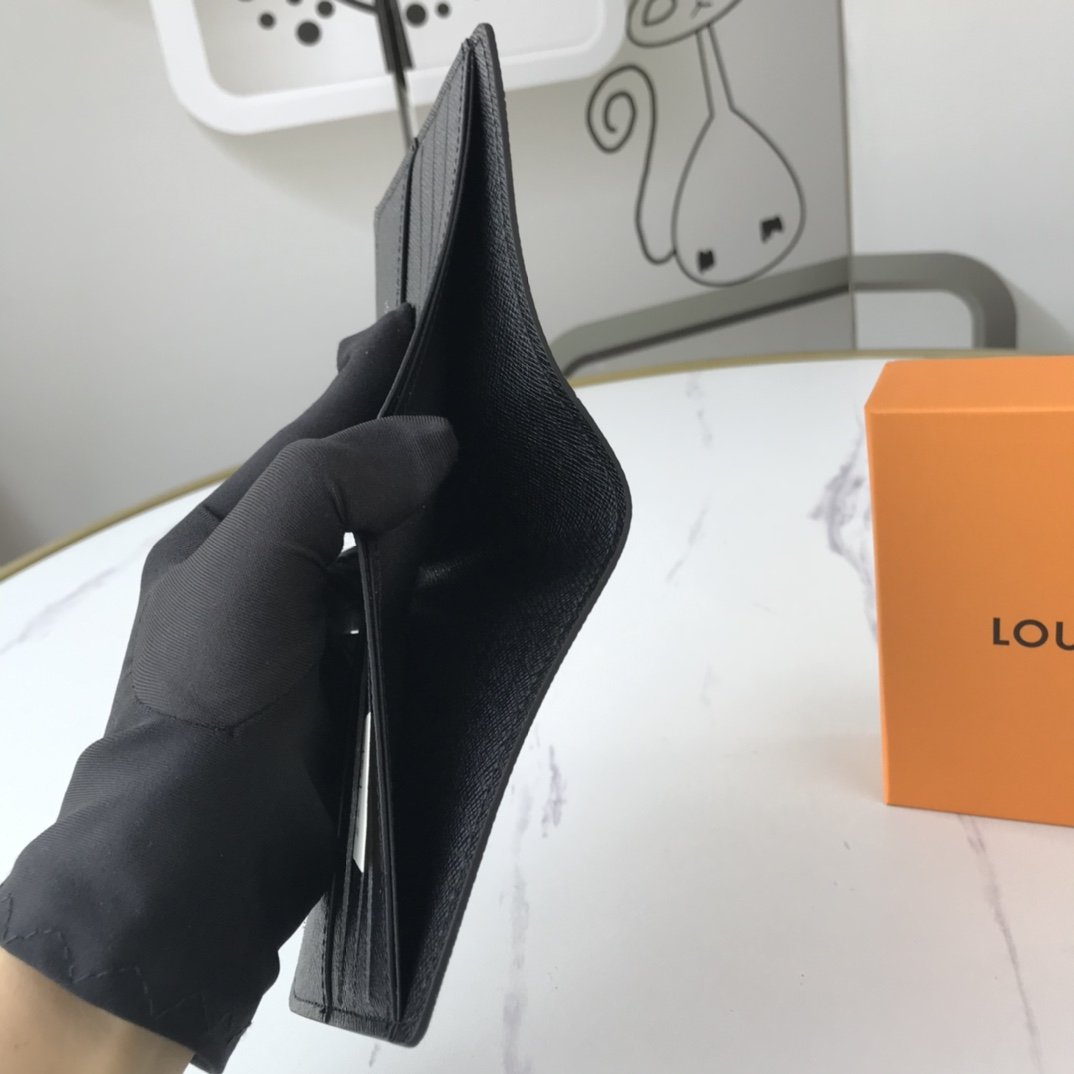 GLM - Top Quality Wallet LUV 011